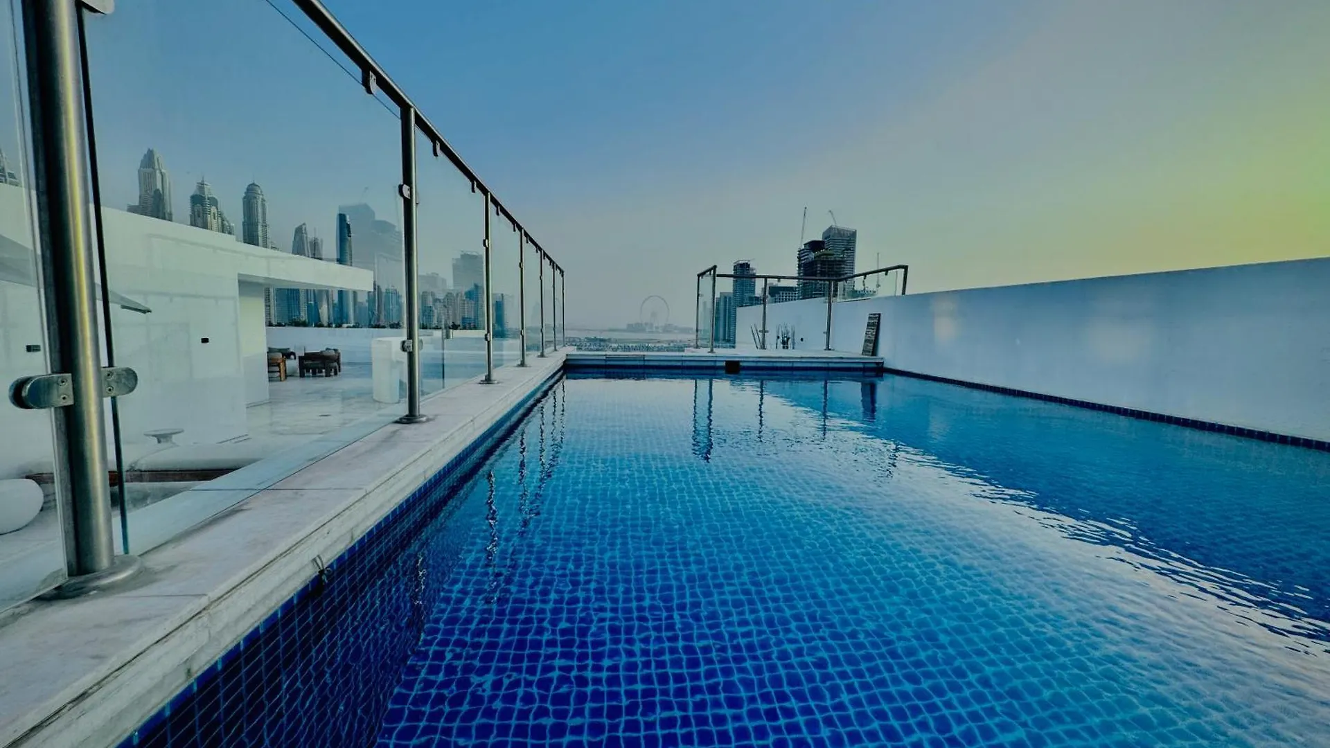 Venduras- 4Br Luxe Duplex Penthouse At Palm Private Pool Apartment Dubai United Arab Emirates