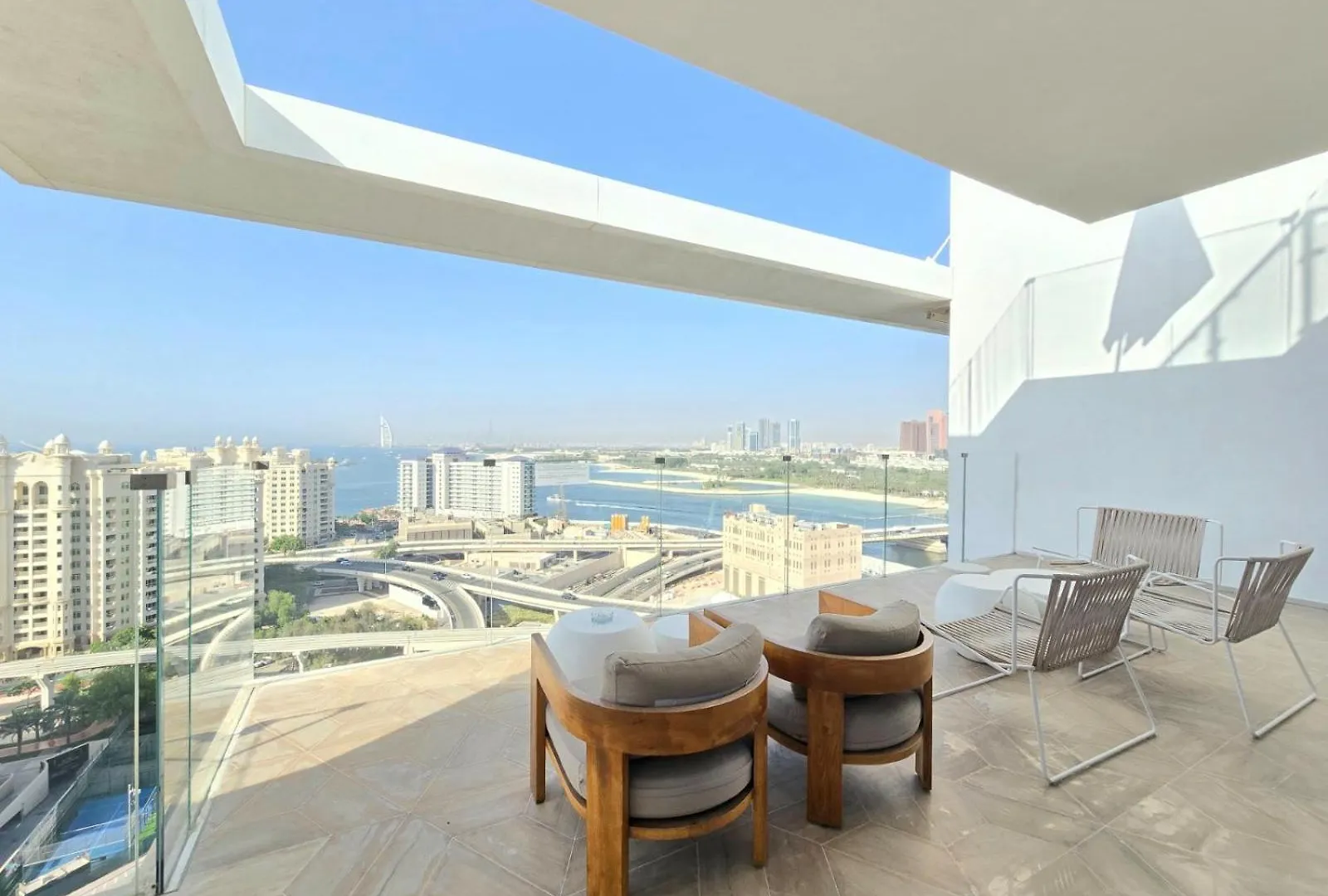 Venduras- 4Br Luxe Duplex Penthouse At Palm Private Pool Apartment Dubai United Arab Emirates