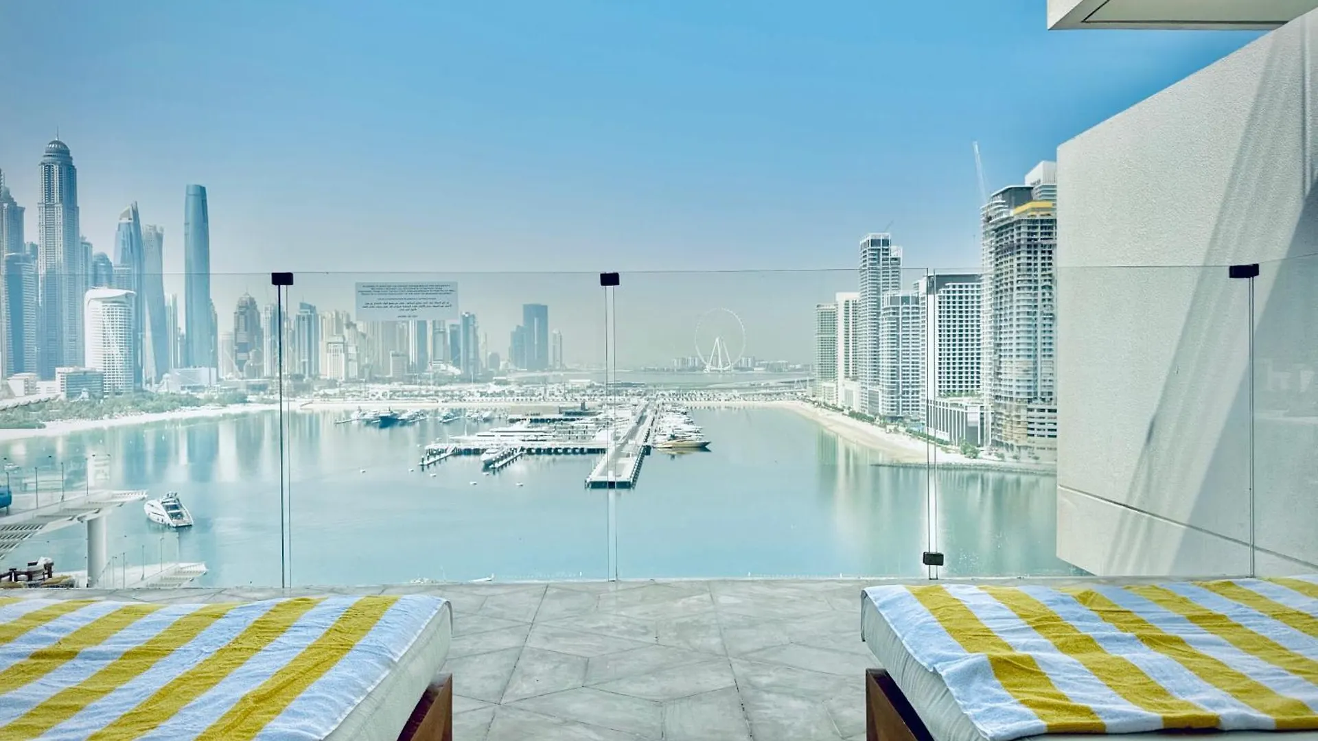 Venduras- 4Br Luxe Duplex Penthouse At Palm Private Pool Apartment Dubai 0*,  United Arab Emirates
