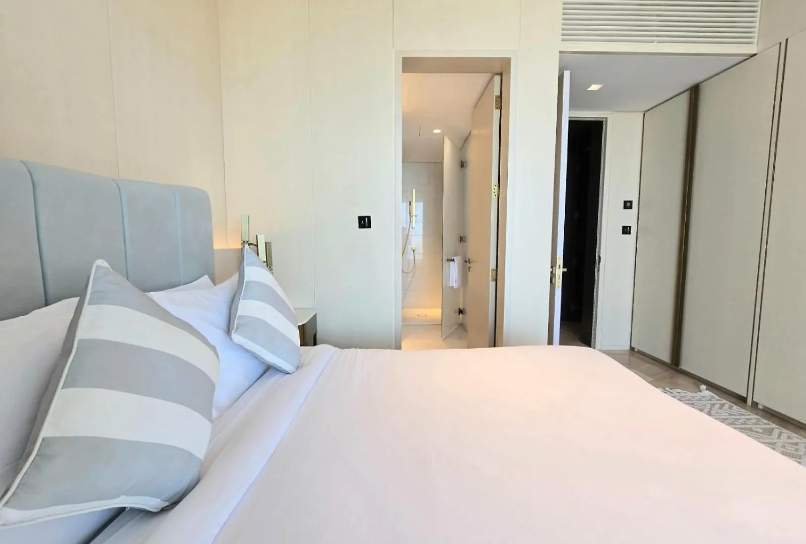 Venduras- 4Br Luxe Duplex Penthouse At Palm Private Pool Lägenhet Dubai 0*,